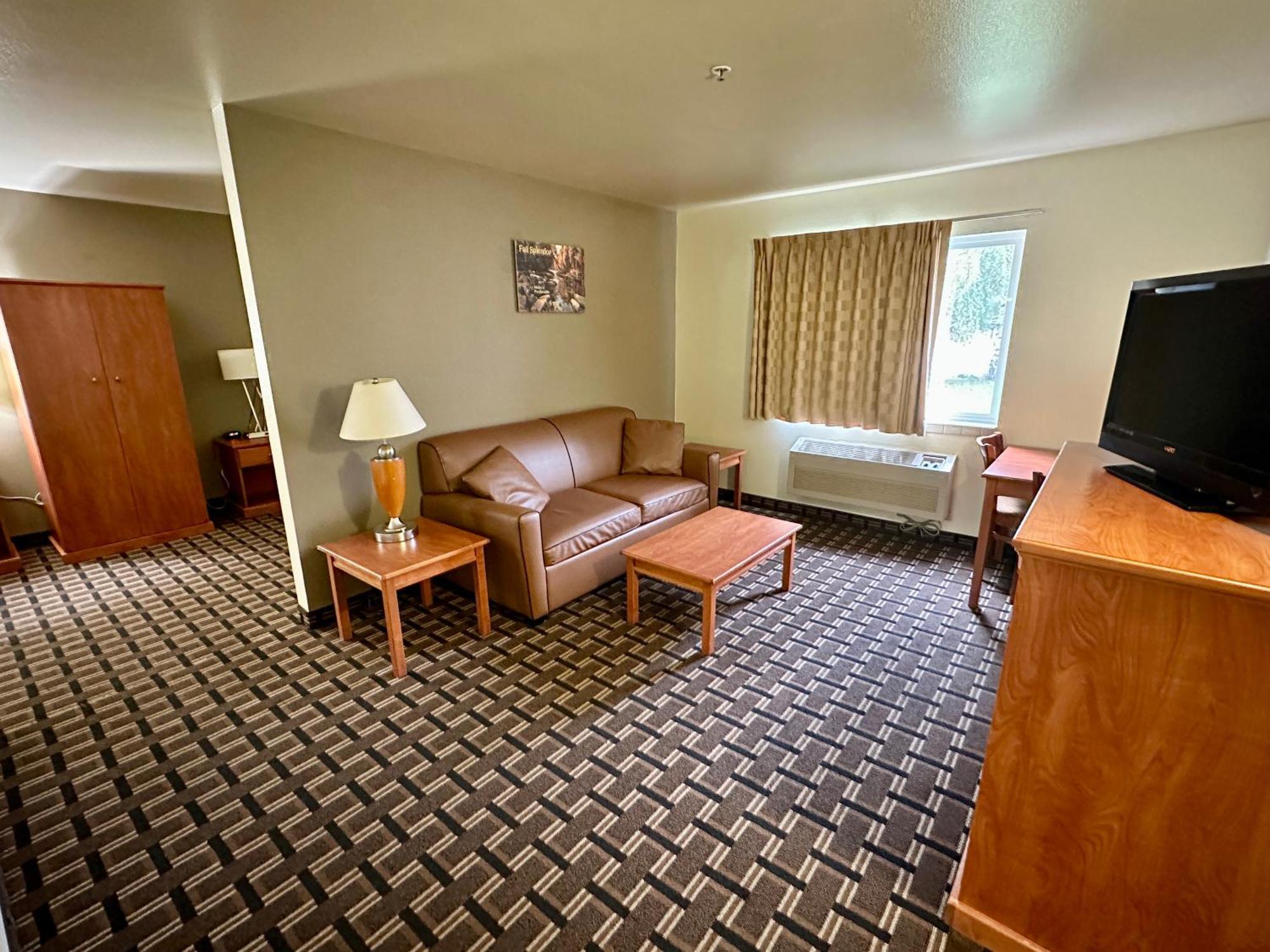 Fairbridge Inn & Suites Kellogg Exterior photo