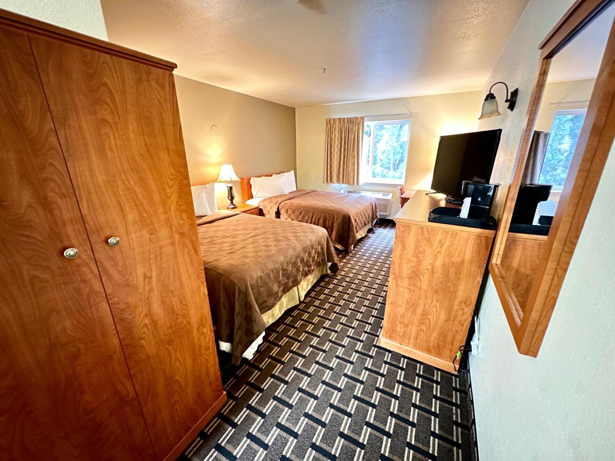 Fairbridge Inn & Suites Kellogg Exterior photo